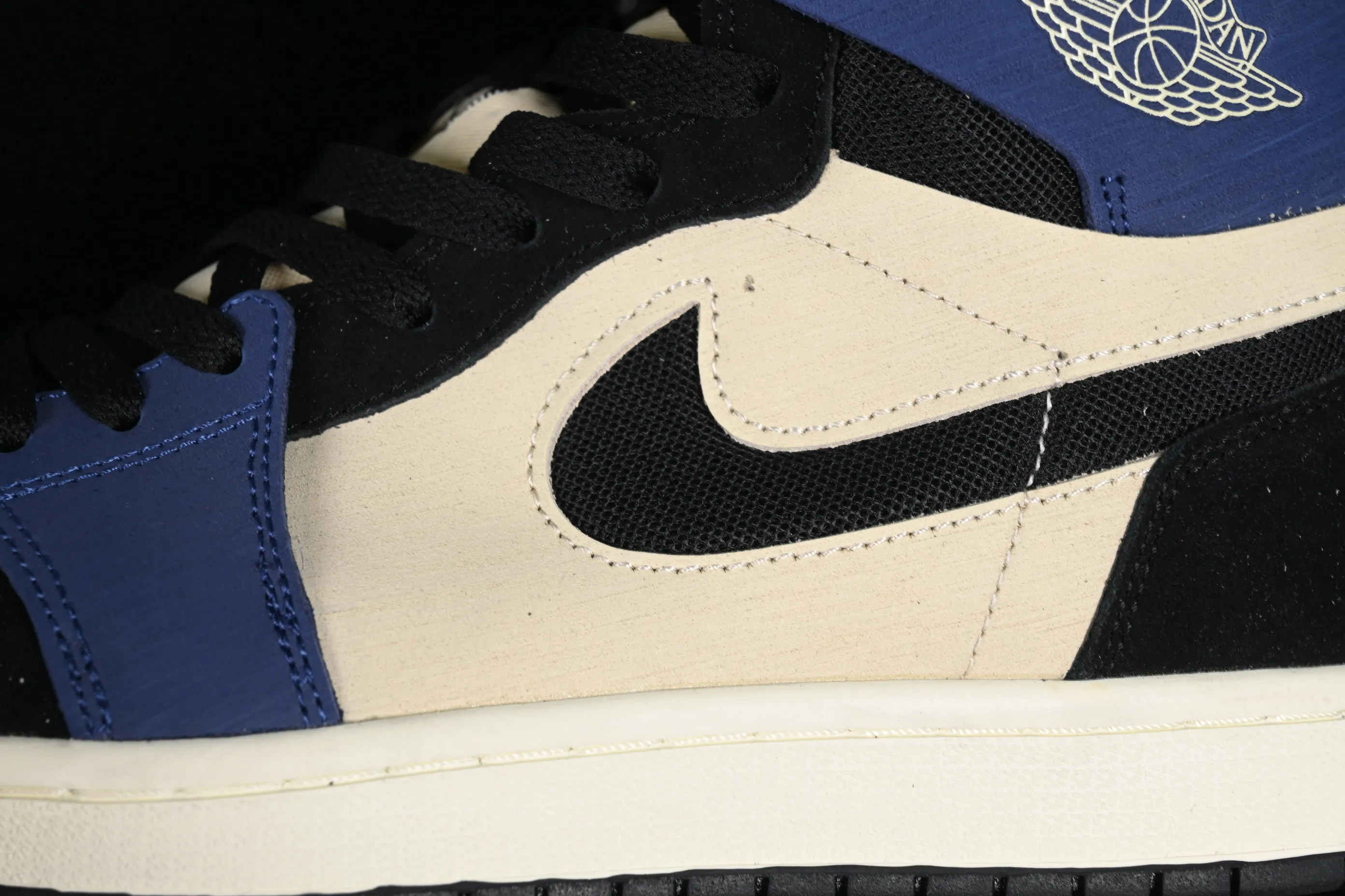 All categories Air Jordan Jordan series basketball shoes Air Jordan 1 High Air Jordan 1 Zoom CMFT AJ1 Joe 1 gray blue black hook high top basketball shoes DV1305-104